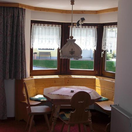 Hotel-Pension Flora Σάαλμπαχ-Χίντεργκλεμ Εξωτερικό φωτογραφία